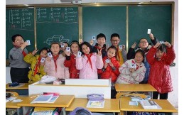It is illegal for a shop to sell vape primary school students.